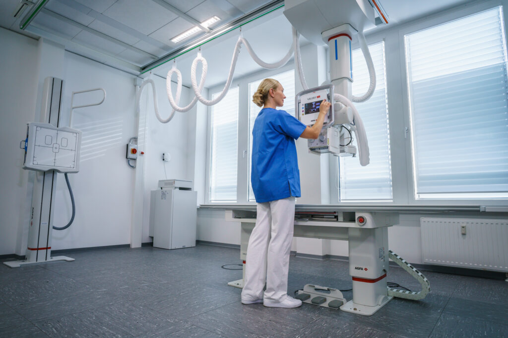 Röntgenutrustning som fokuserar på patienter och personal